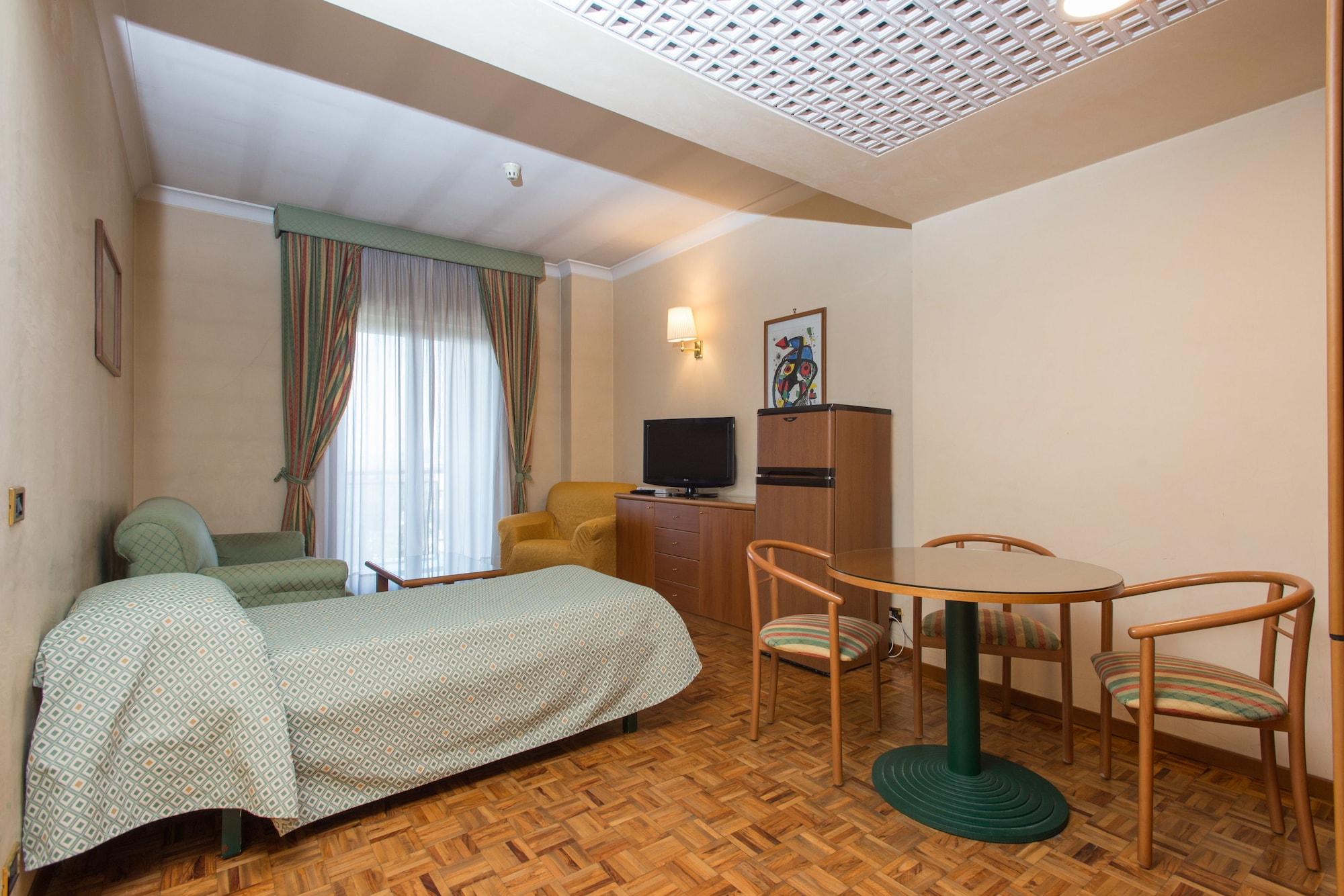 Hotel San Francesco Ренде Экстерьер фото