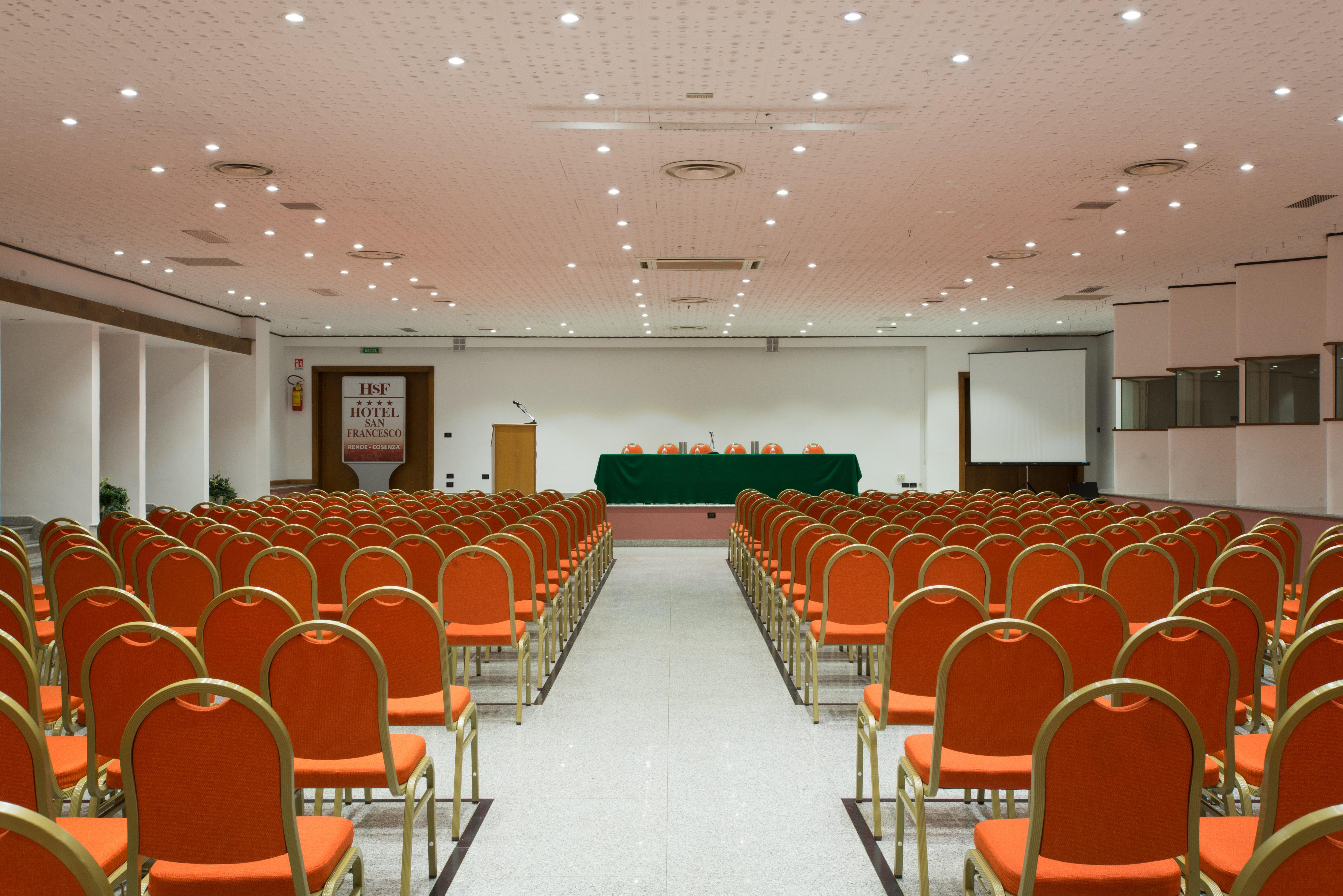 Hotel San Francesco Ренде Экстерьер фото