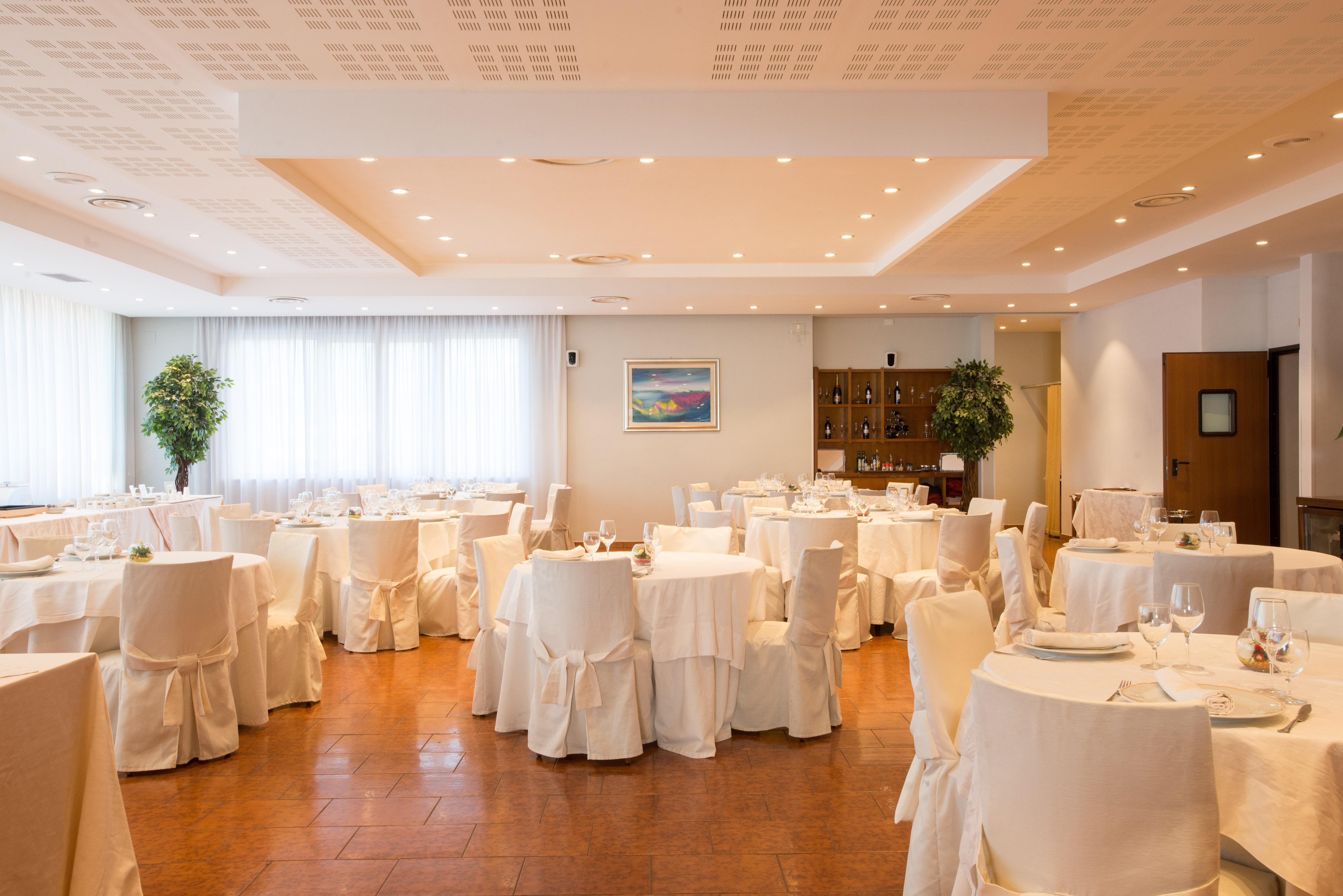 Hotel San Francesco Ренде Экстерьер фото