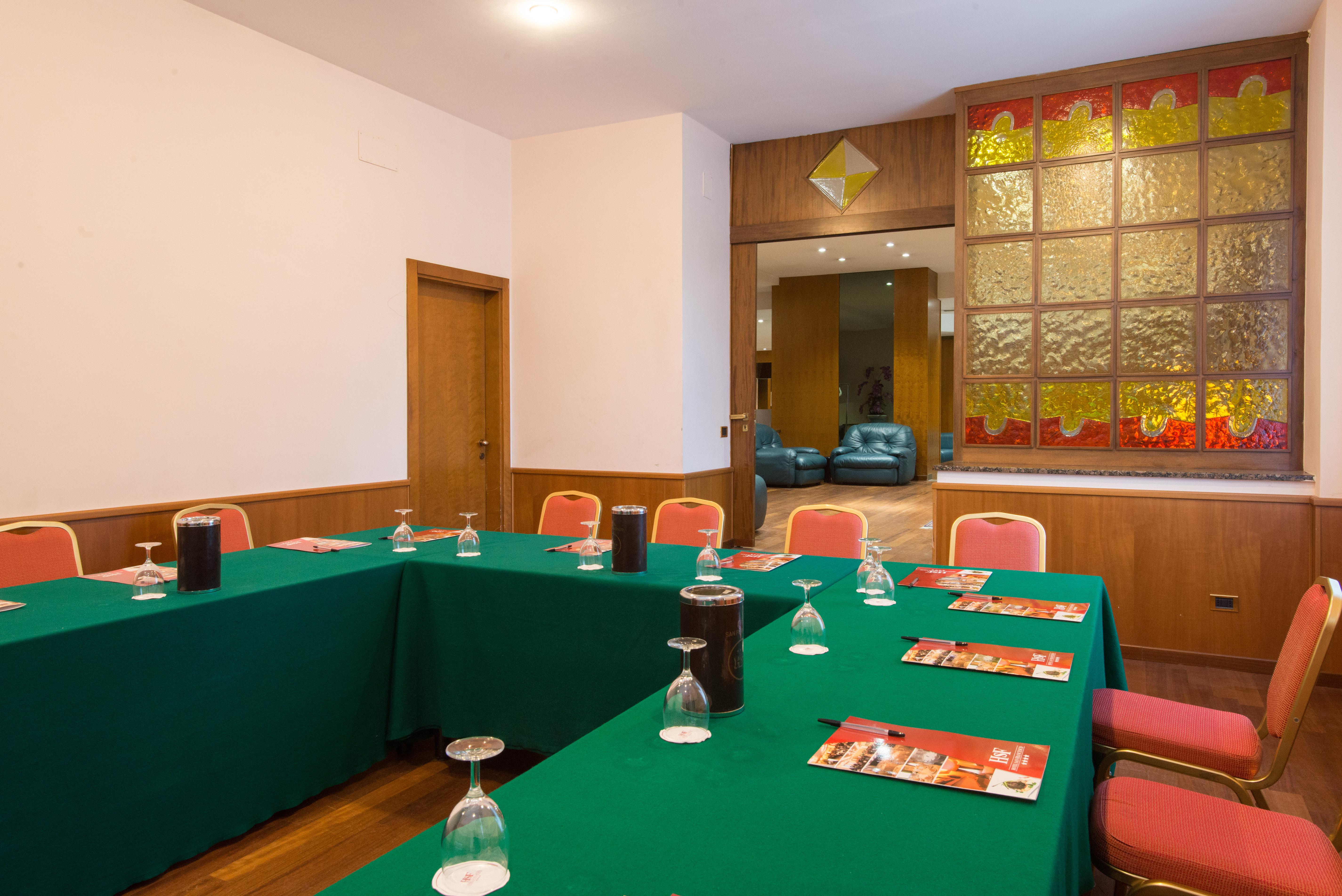 Hotel San Francesco Ренде Экстерьер фото