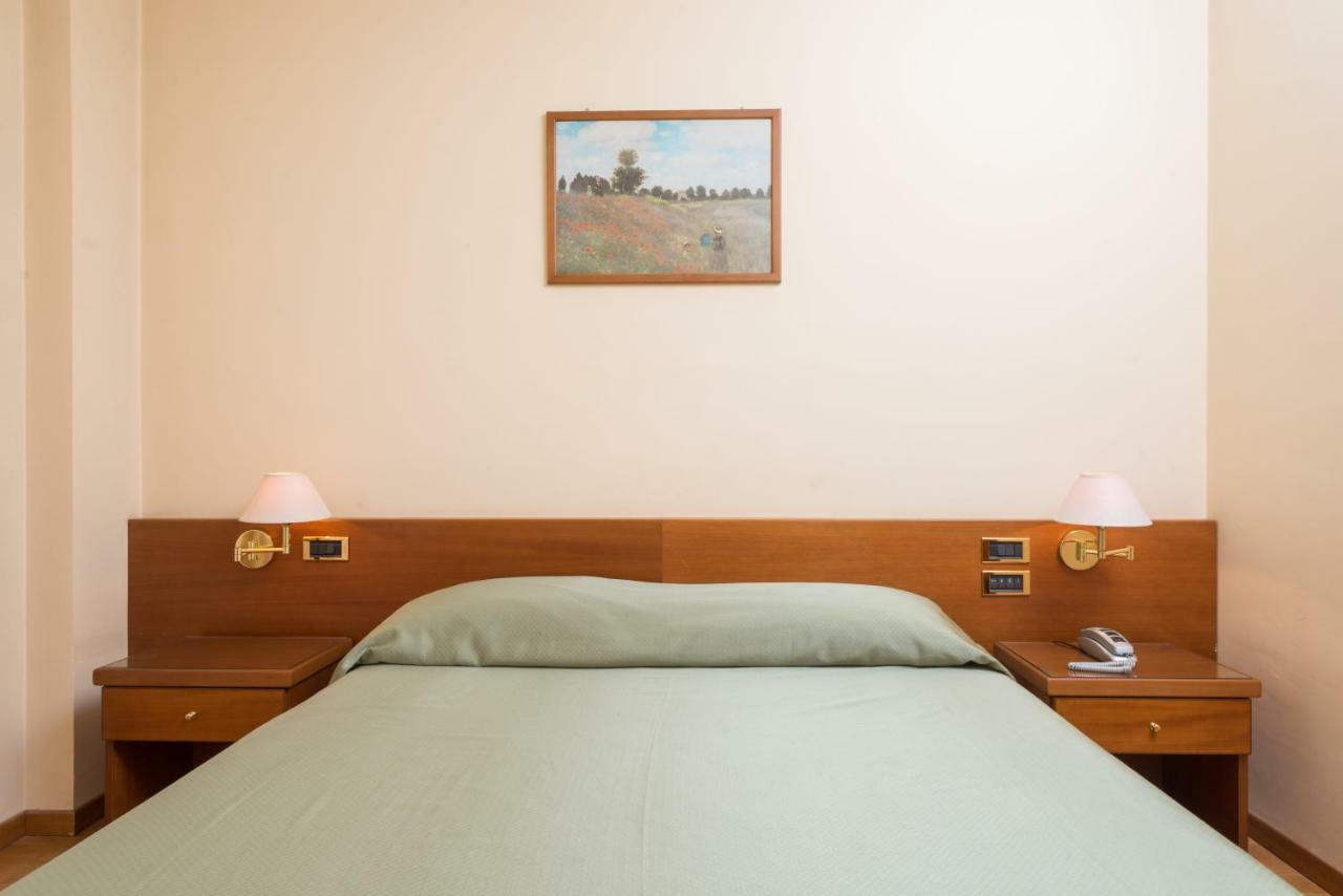 Hotel San Francesco Ренде Экстерьер фото