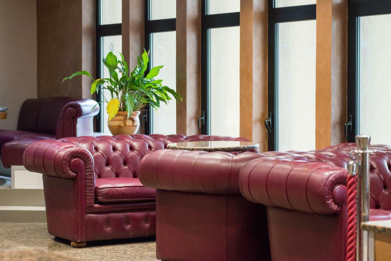 Hotel San Francesco Ренде Экстерьер фото