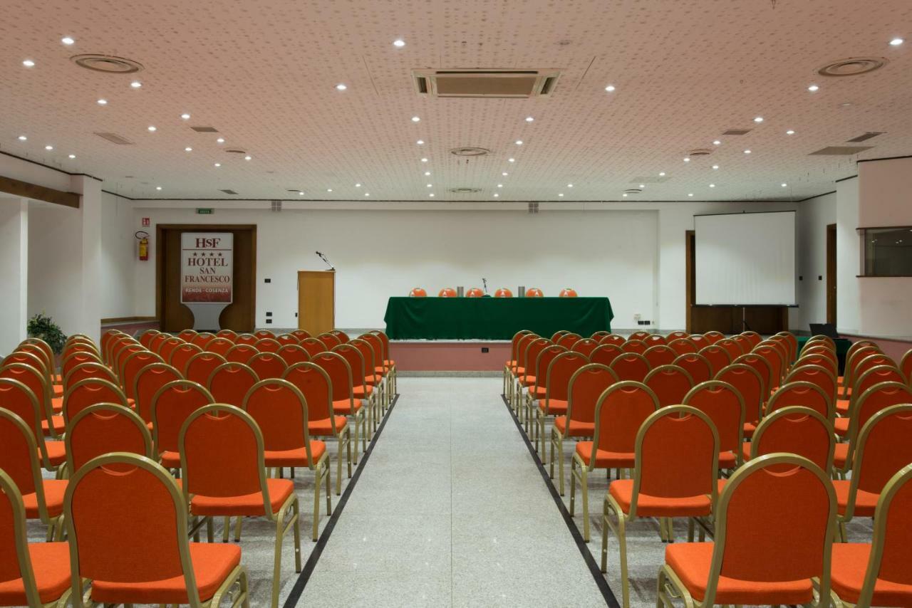 Hotel San Francesco Ренде Экстерьер фото