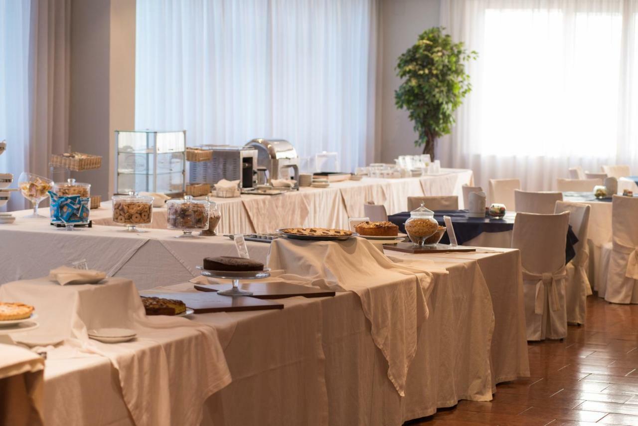 Hotel San Francesco Ренде Экстерьер фото